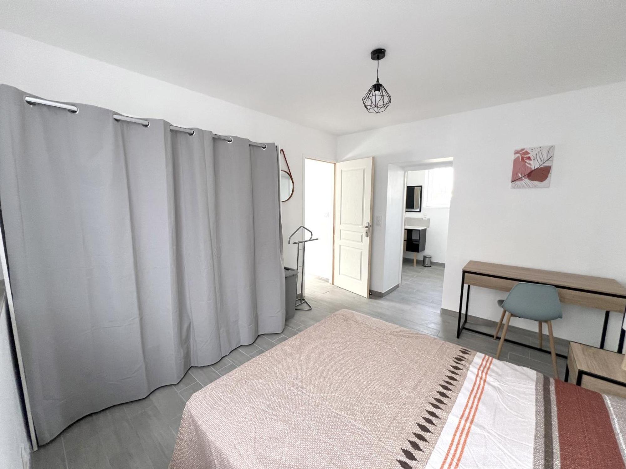 178b - T2 Confort - Wifi Netflix * Le Gond-Pontouvre